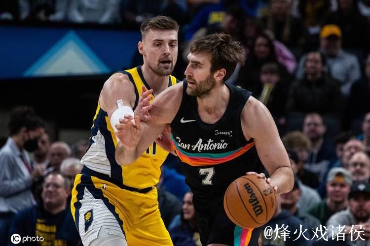 福克斯24+7西亚卡姆23+9 马刺送步行者11连败 福克斯24+7西亚卡姆23+9 马刺送步行者11连败