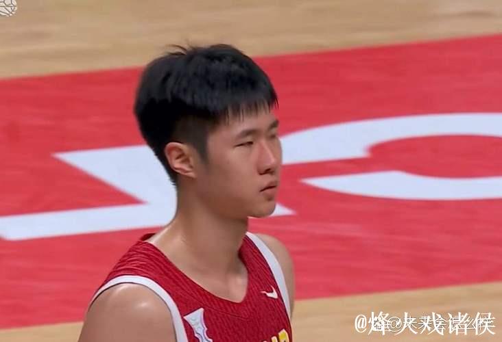 胡明轩、赵嘉义各17分 中国男篮100-69大胜印度 胡明轩、赵嘉义各17分 中国男篮100-69大胜印度