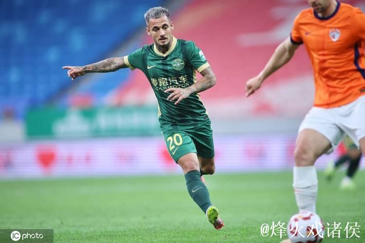 浙江新外援首秀半场造三球 米特里策“炸裂亮相”