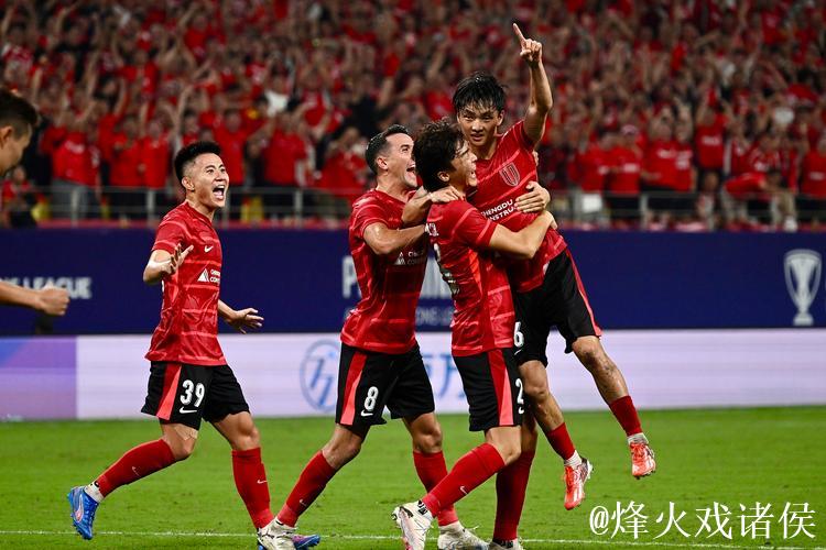 成都蓉城首次跻身亚冠正赛 中超3队参加精英联赛角逐 成都蓉城首次跻身亚冠正赛 中超3队参加精英联赛角逐